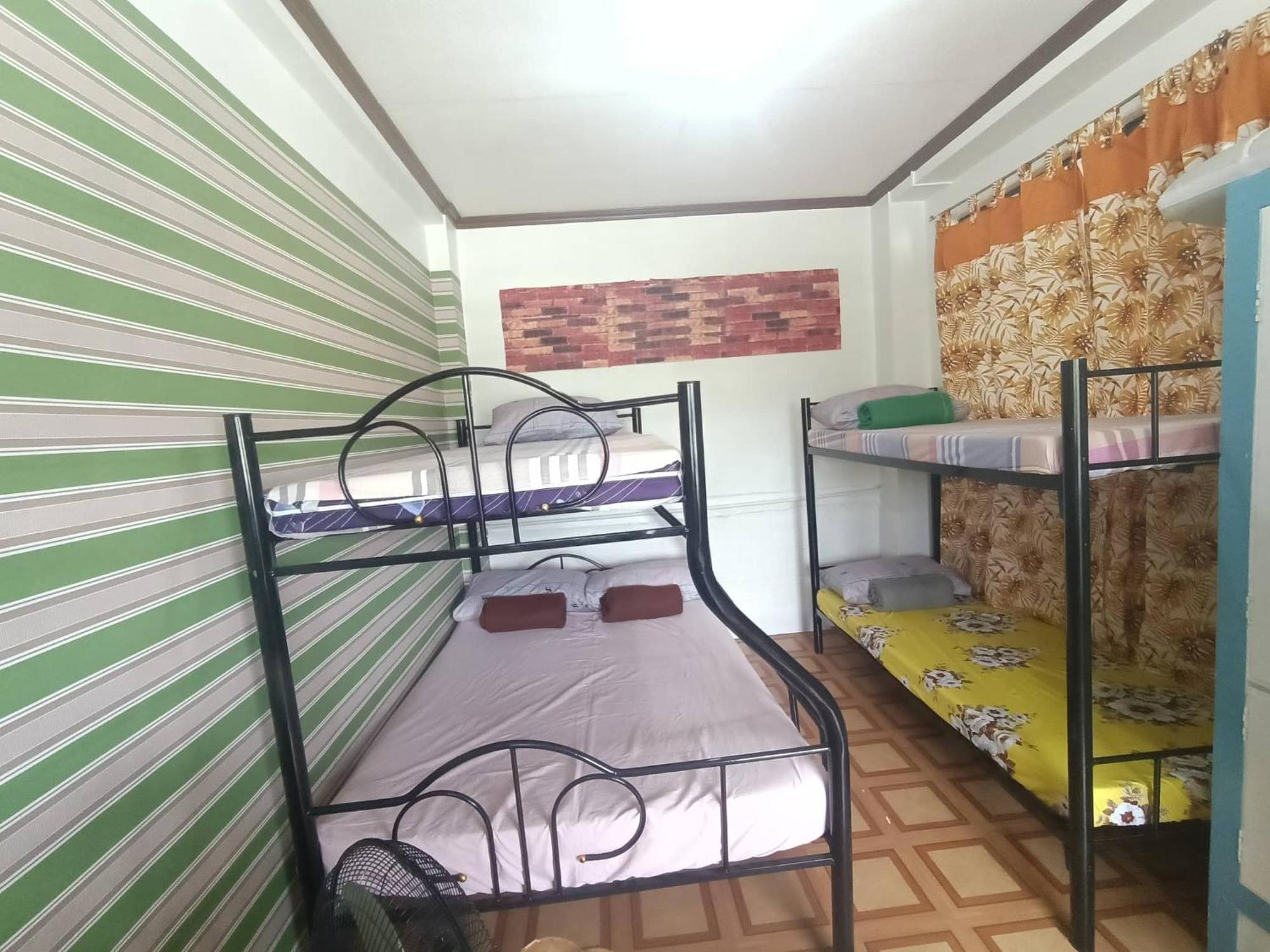 Soc Transient House By Gpr Lägenhet Baguio City Rum bild